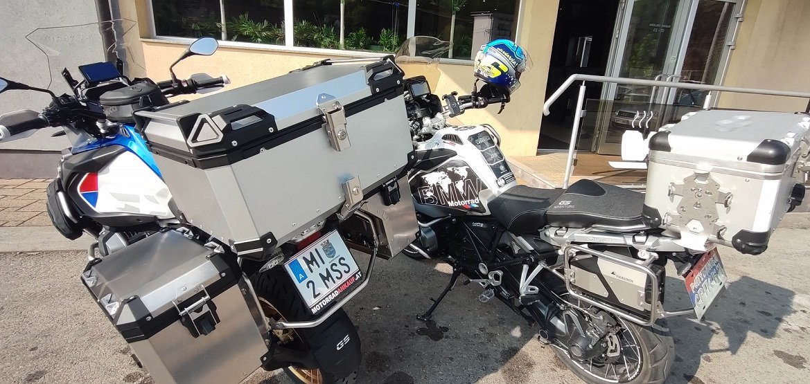 Motorrad verkaufen über willhaben oder Händler